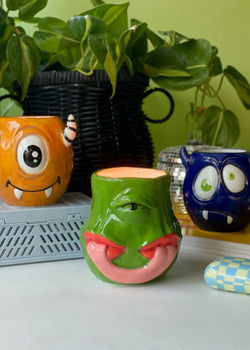 Oogly-Boogly Candle Single Wick