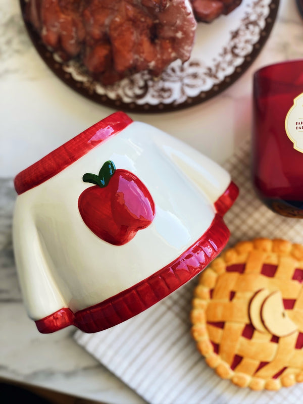 Cozy Hugs | Ceramic Candle