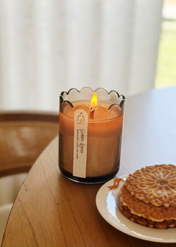 Golden Leaves Candle Single Wick