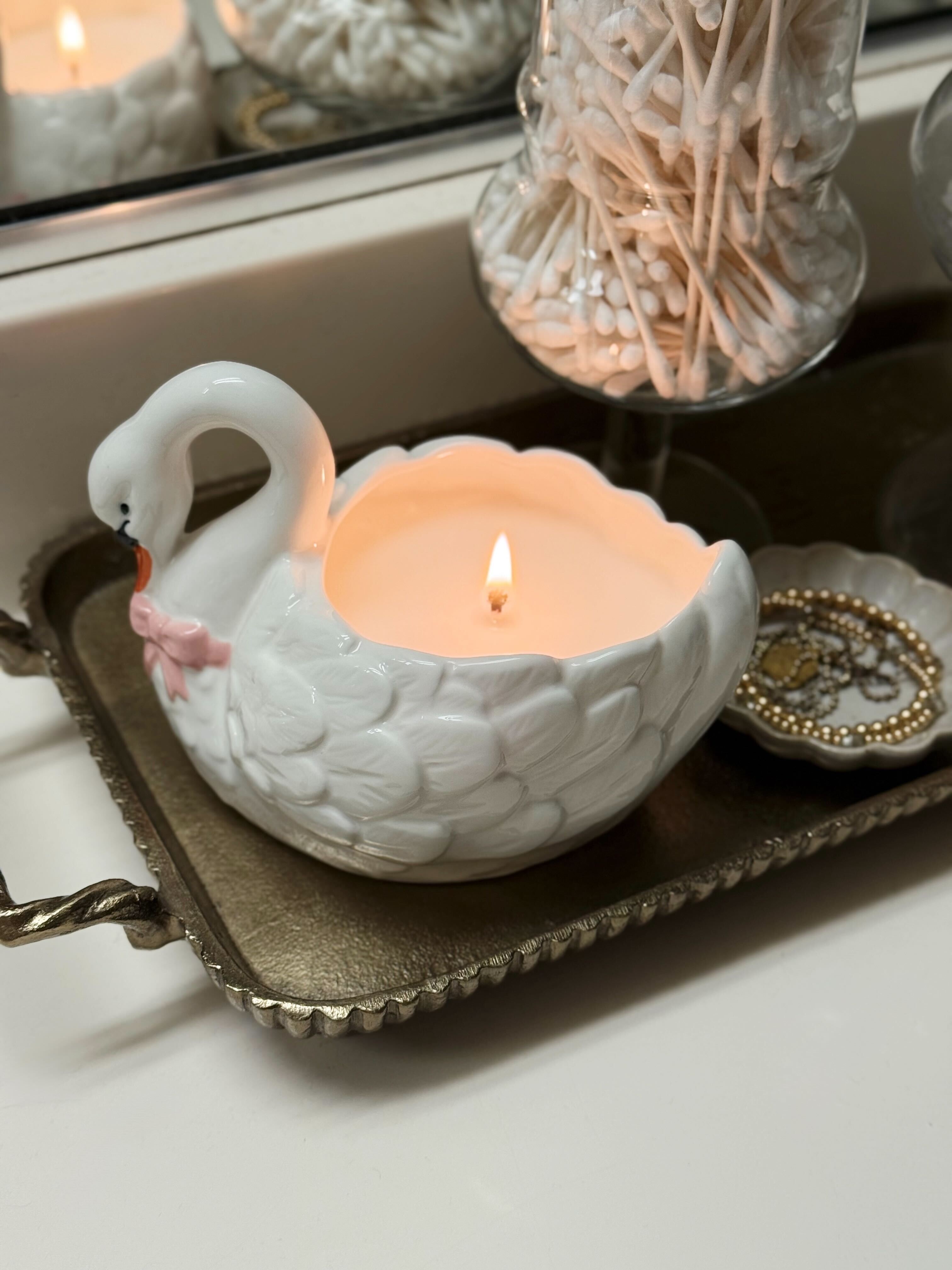 新品未使用 joieve swan cami 36 Amazon.com: ZKSYLSM Ceramic Swan Figurine - Modern Minimalist Swan