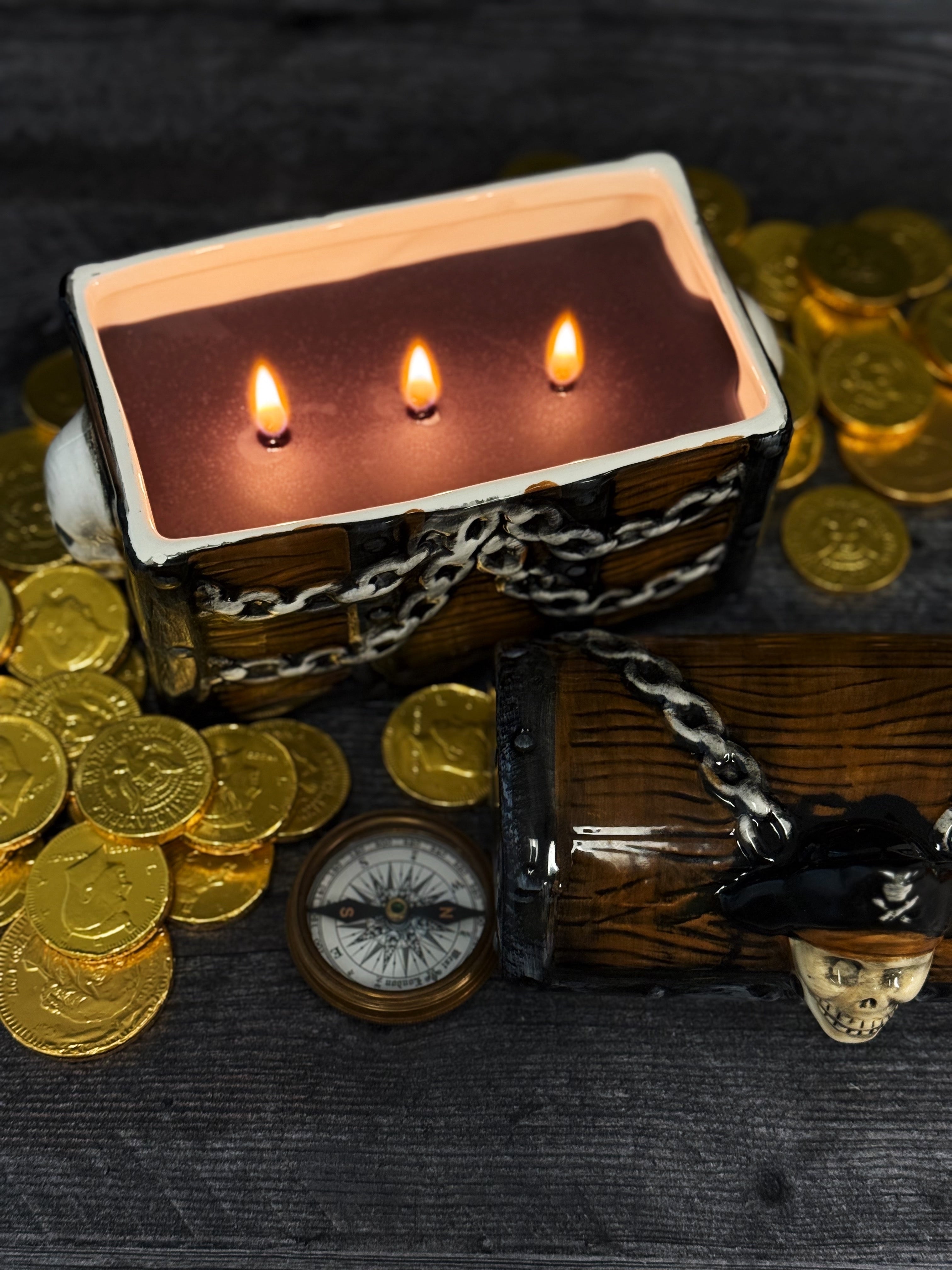 Black Sails & Gold | Ceramic Treasure Chest – DW Home Candles