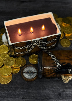 Black Sails & Gold | Ceramic Treasure Chest Triple Wick