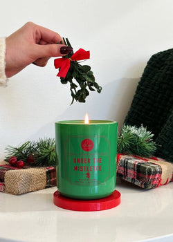 Under The Mistletoe Candle Single Wick