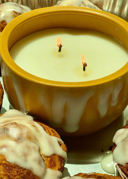 Frosted Cinnamon Bun Ceramic Candle Double Wick